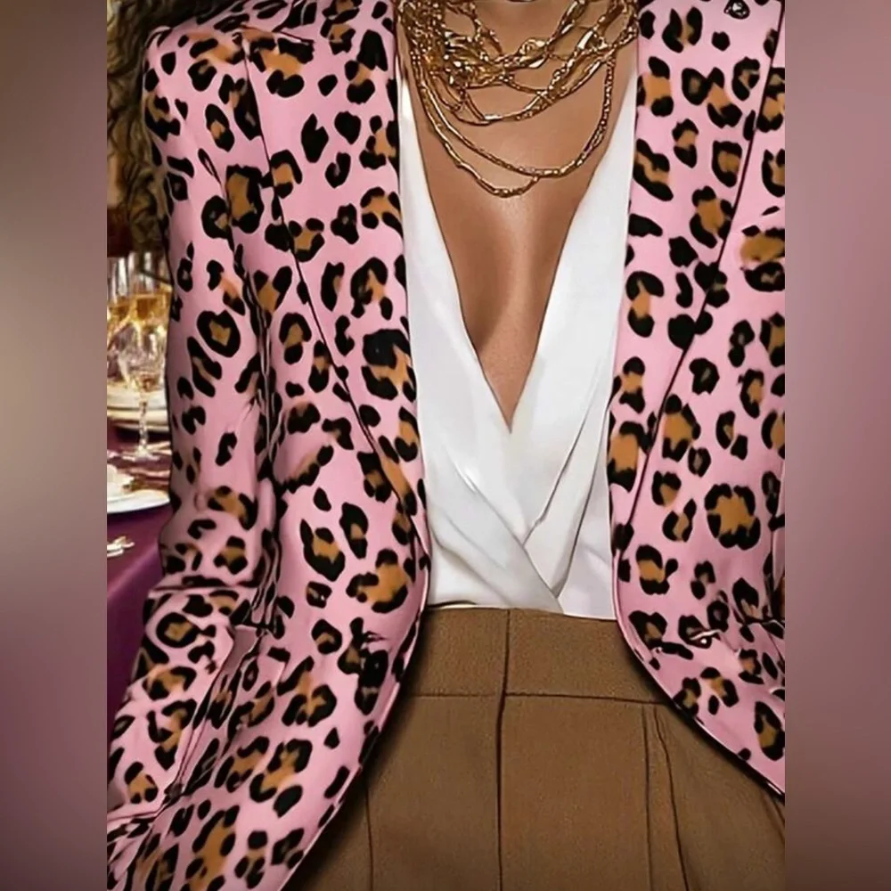PINK ANIMAL PRINT BLAZER - Picture 3 of 4